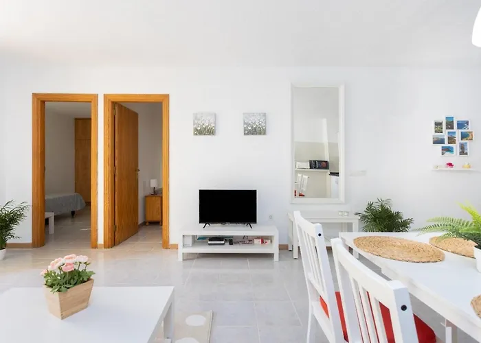 Home2book Dream Blue Coast Sun Fanabe 阿德耶